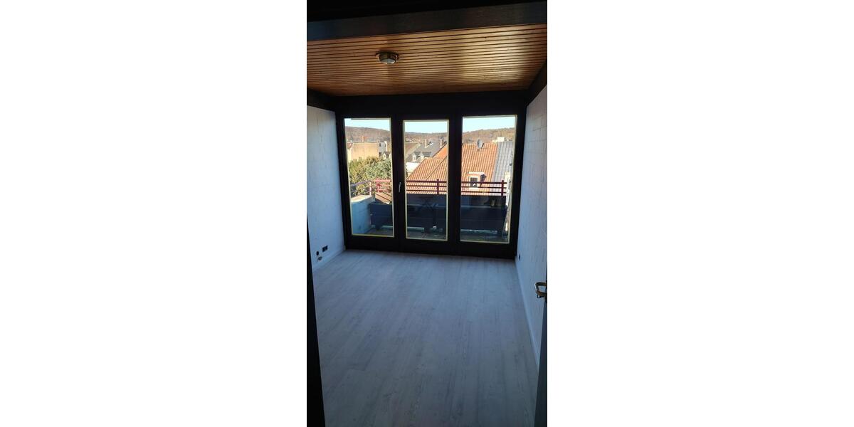 Einfamilienhaus Hameln - 4.5 Zimmer, 115 m&sup2;, 1.300&euro; | Angebot:26226940