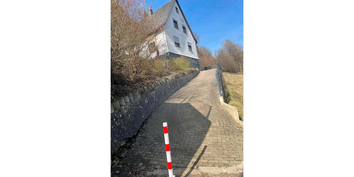 Dachgeschoßwohnung Daaden - 3 Zimmer, 75 m&sup2;, 800&euro; | Angebot:25407954