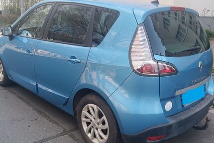 Renault Scenic 169.000 km 5.300 &euro; Wiesbaden 65185