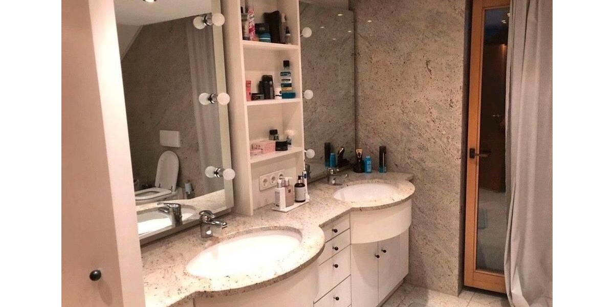 Mehrfamilienhaus, Wohnhaus Neustadt (Wied) Hombach - 10 Zimmer, 1.326 m&sup2;, 565.000&euro; | Angebot:26693810