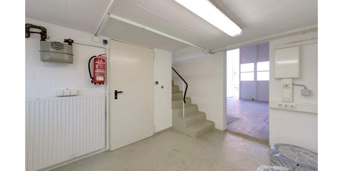 Einfamilienhaus Hochheim - 1 Zimmer, 300 m&sup2;, 1.600.000&euro; | Angebot:25772223