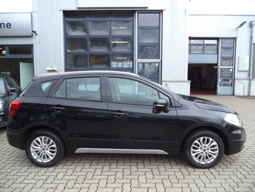 Suzuki (SX4) S-Cross 94.882 km 9.990 € Henstedt-Ulzburg 24558