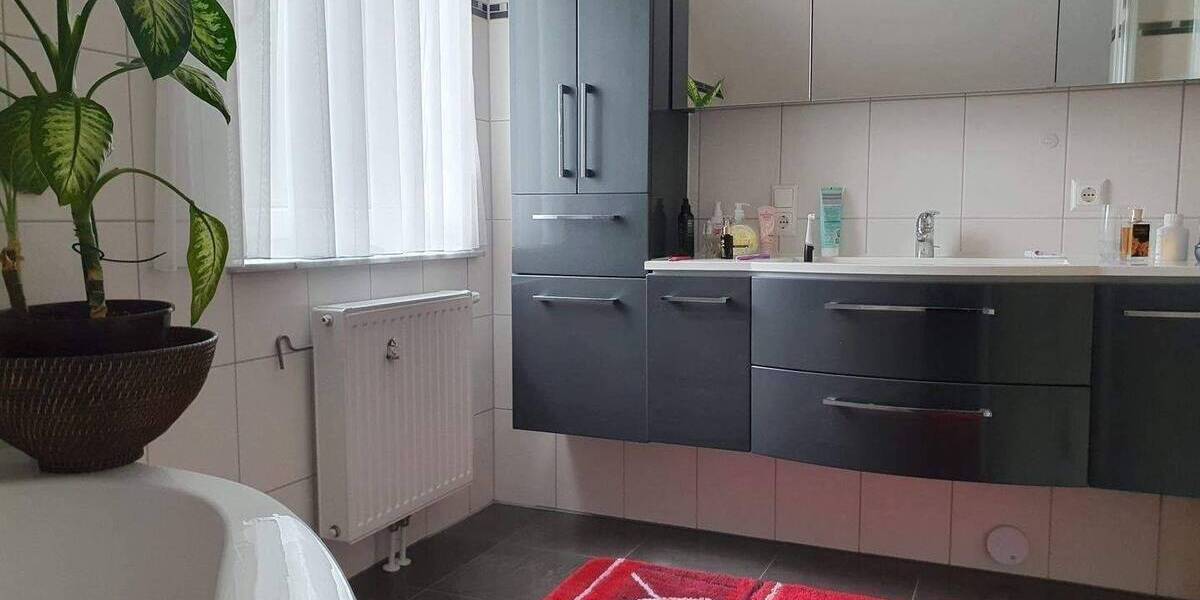Mehrfamilienhaus, Wohnhaus Waldkraiburg - 4 Zimmer, 130 m&sup2;, 595.000&euro; | Angebot:26908587