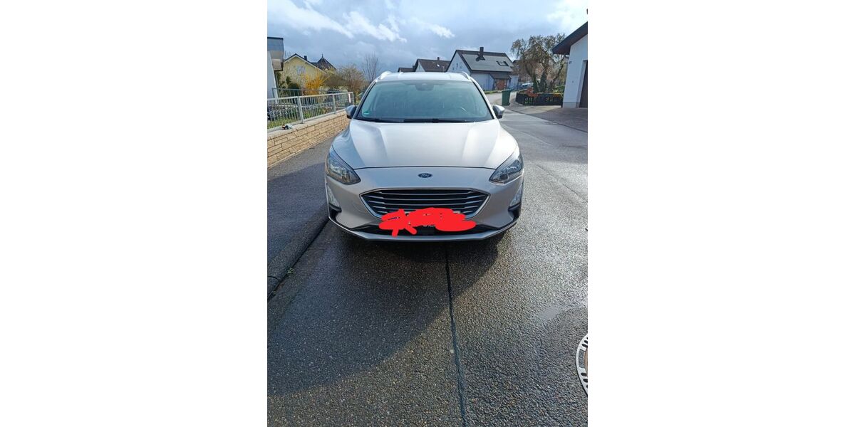 Ford Focus 109.400 km 12.500 &euro; Königsbach-Stein 75203