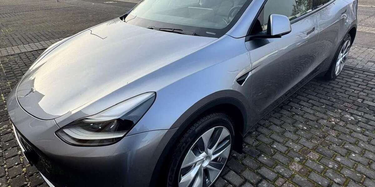 Tesla Model Y 67.000 km 33.460 &euro; Marburg, Universitätsstadt 35039