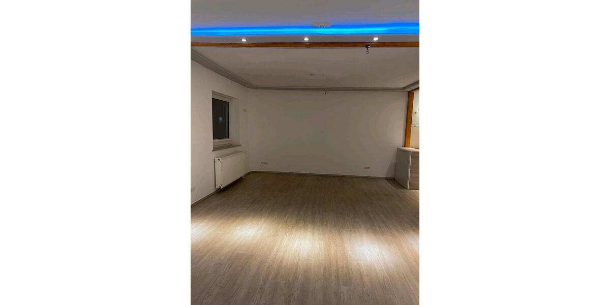 Einfamilienhaus Biebertal - 5 Zimmer, 210 m&sup2;, 1.300&euro; | Angebot:26406900