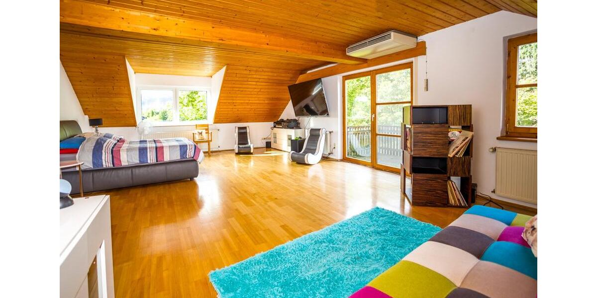 Einfamilienhaus Bad Arolsen - 12 Zimmer, 550 m&sup2;, 849.000&euro; | Angebot:22915312