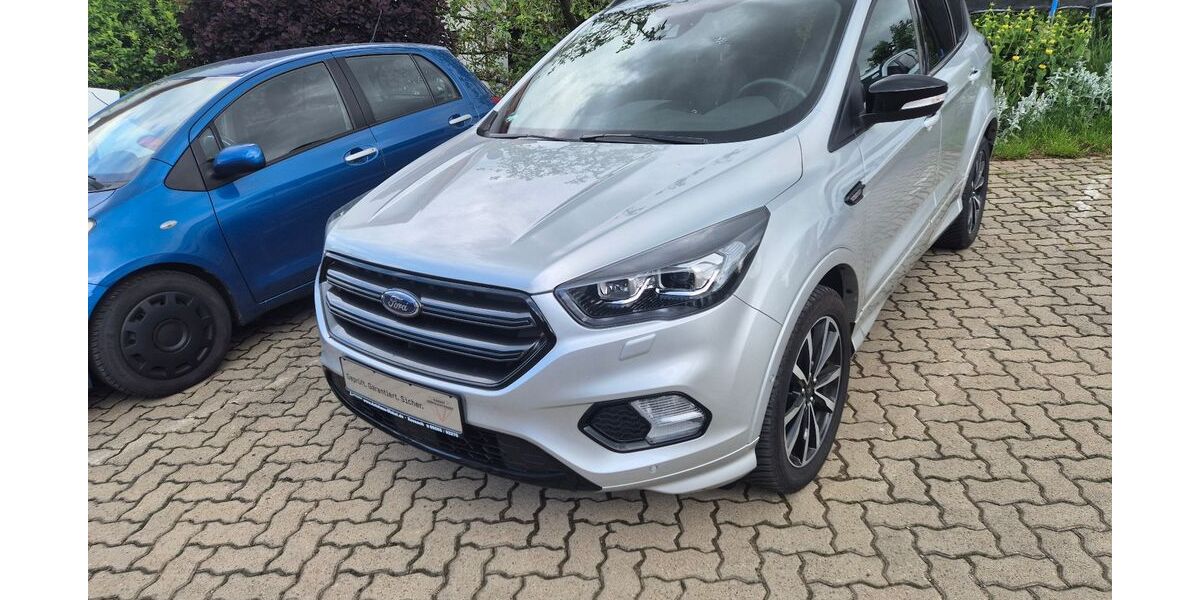 Ford Kuga 60.700 km 16.500 &euro; Großheirath-OT Rossach 96269