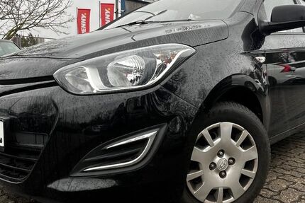 Hyundai i20 129.000 km 3.900 &euro; Forst 76694