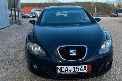 Seat Leon 197.845 km 2.490 &euro; Uffenheim 97215