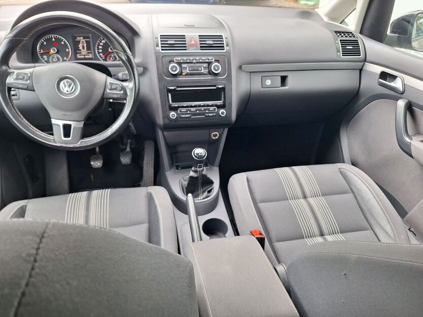 VW Touran 241.000 km 7.000 € Freiburg 79115