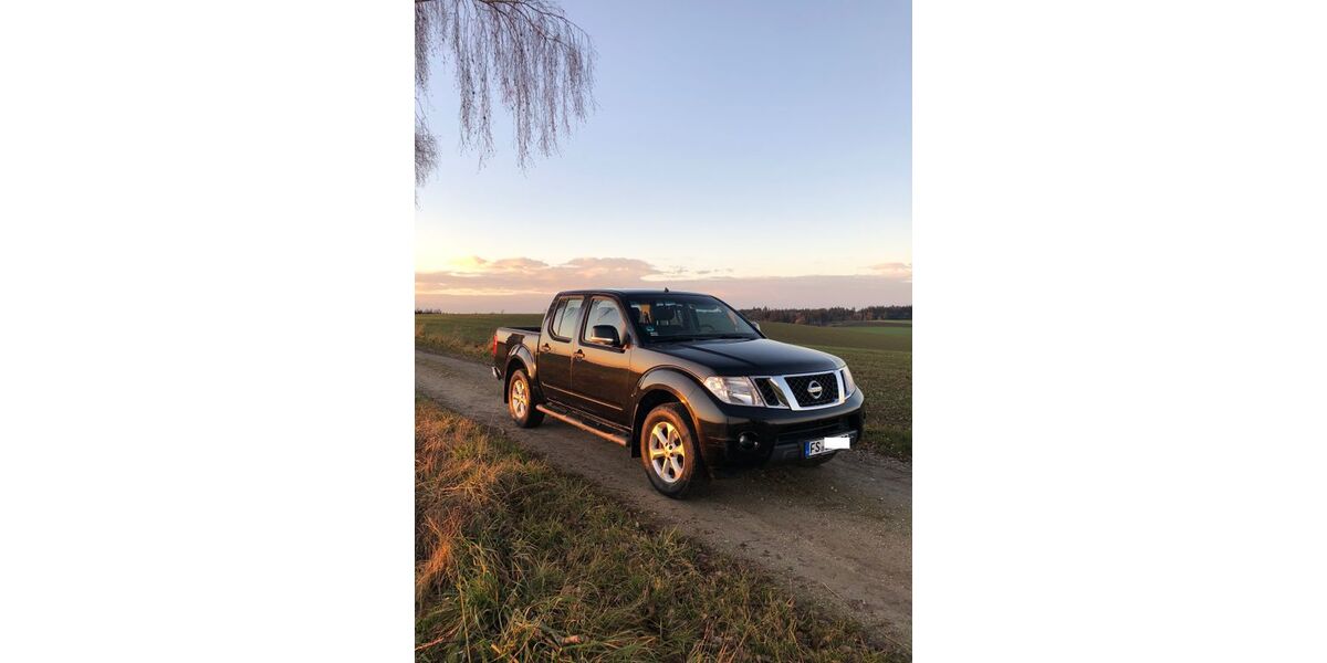 Nissan Navara 135.089 km 12.900 &euro; Kranzberg 85402