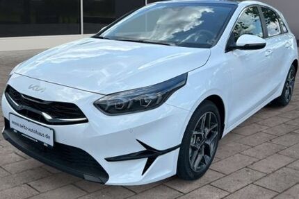 Kia ceed / Ceed 2.800 km 29.440 &euro; Obernburg 63785