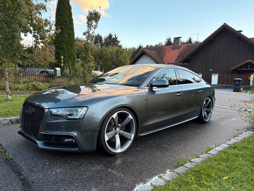 Audi A5 144.000 km 21.900 € Regen 94209