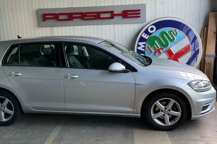 VW Golf 106.000 km 10.890 &euro; Herbolzheim 79336