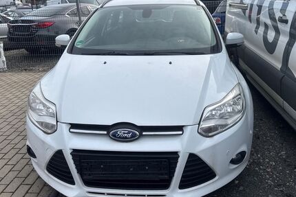 Ford Focus 295.000 km 2.300 &euro; Braunschweig 38110