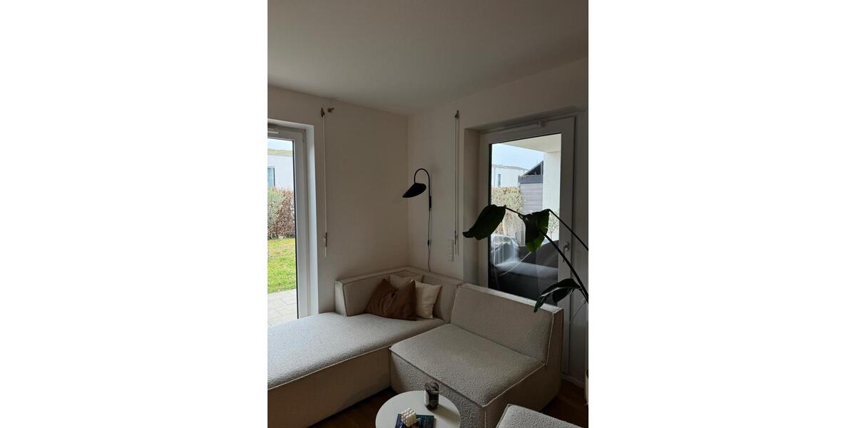 Schöne, fast neue ( BJ 2016) Wohnung zu vermieten 2 zimmer