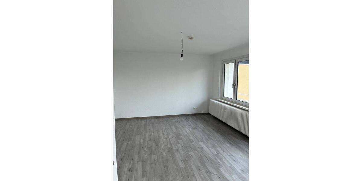 Etagenwohnung Salzgitter Lebenstedt - 3 Zimmer, 65 m&sup2;, 392&euro; | Angebot:26805902