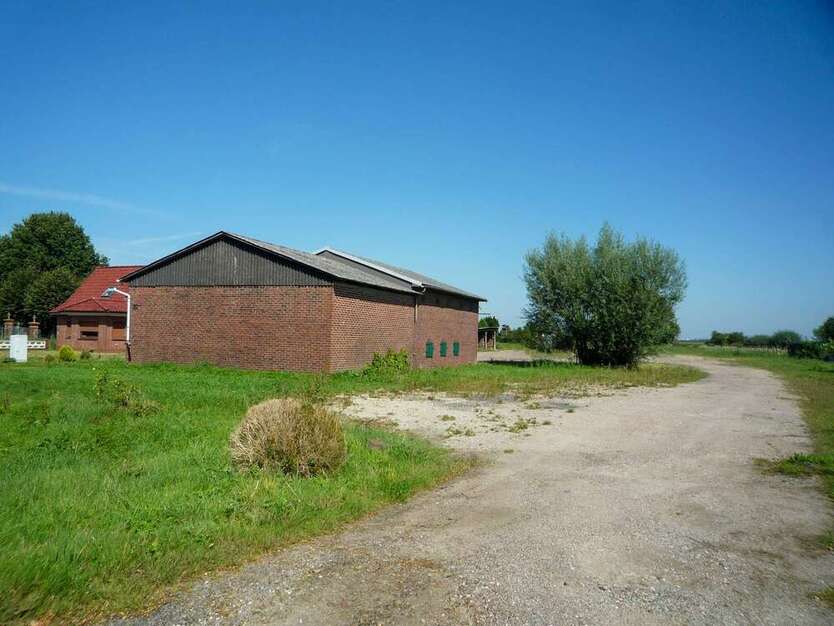 Grundstück zu verkaufen in Haseldorf 450.000 € 7099 m²