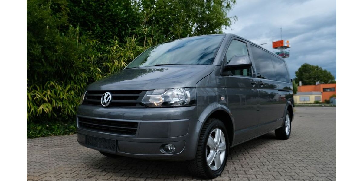 VW T5 Transporter 173.000 km 12.900 &euro; Offenburg 77656