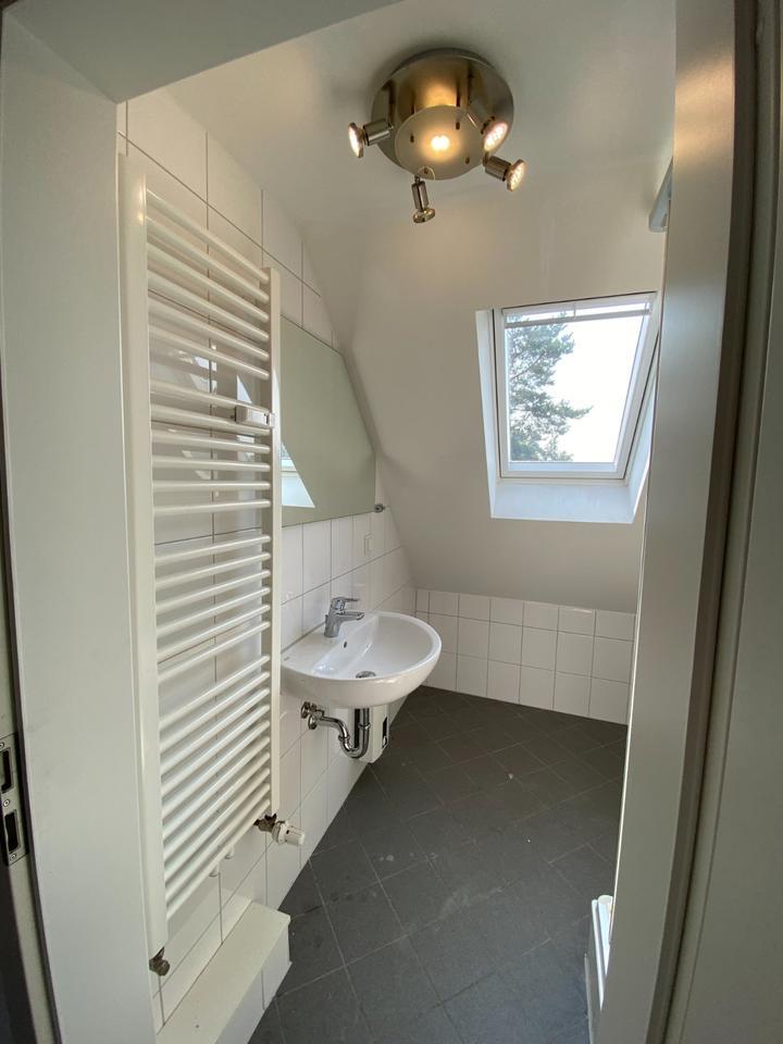 Charmante 2-Zimmer-Dachgeschoßwohnung Gründerzeithaus Sterkrade
