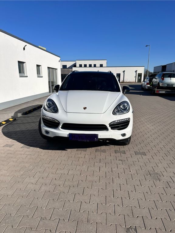 Porsche Cayenne 290.000 km 20.600 € Barsinghausen 30890