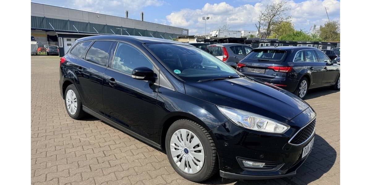 Ford Focus 1.0 Kombi Ecoboost Business/Voll Scheckh 95.100 km 6.390 &euro; Frankfurt 60386