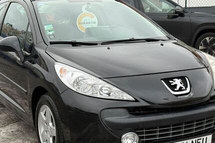 Peugeot 207 114.000 km 3.490 &euro; Berlin 10551