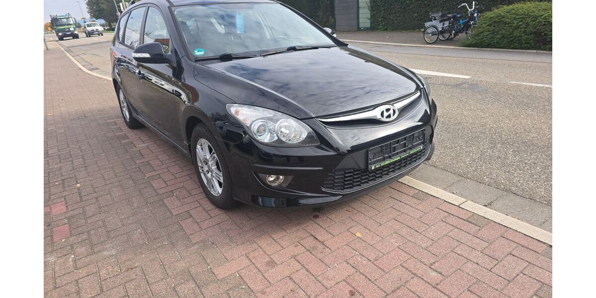 Hyundai i30 140.000 km 3.900 € Oftersheim 68723
