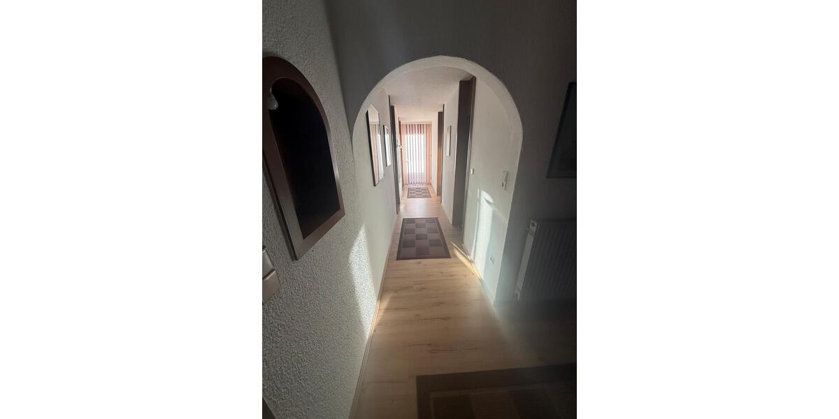 Villa Ingolstadt Münchener Straße - 3 Zimmer, 100 m&sup2;, 1.300&euro; | Angebot:26387920