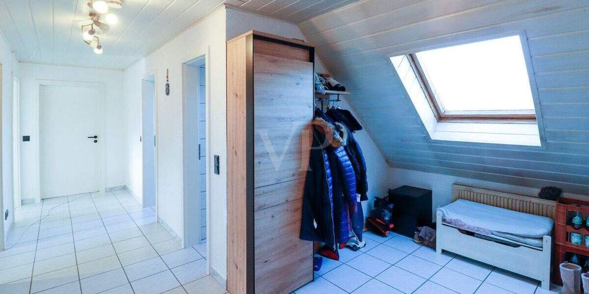 Etagenwohnung Ubstadt-Weiher Zeutern - 4 Zimmer, 90 m&sup2;, 299.000&euro; | Angebot:25670884