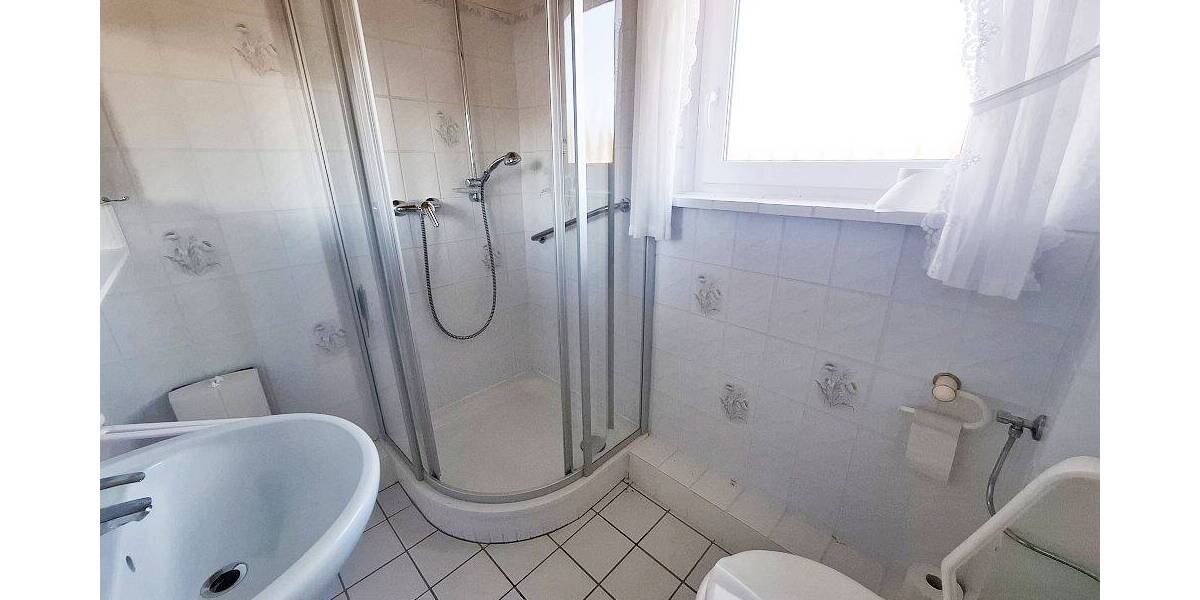 Reihenmittelhaus Groß Grönau - 3 Zimmer, 91 m&sup2;, 199.000&euro; | Angebot:26206154