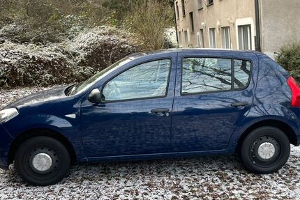 Dacia Sandero 112.000 km 2.200 &euro; Stuttgart 70199