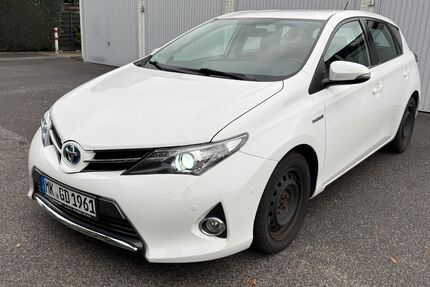 Toyota Auris 175.500 km 7.990 € Hilden 40721