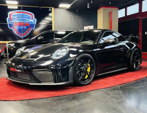 Porsche 992 5.600 km 238.900 € Berlin 12353