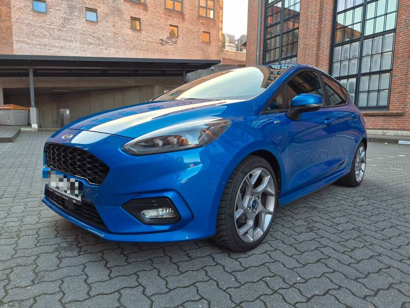 Ford Fiesta 78.000 km 12.850 € Hamburg 22763