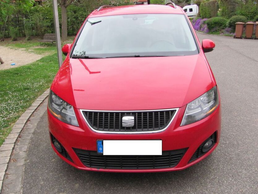 Seat Alhambra 153.000 km 9.500 € Singen 78224