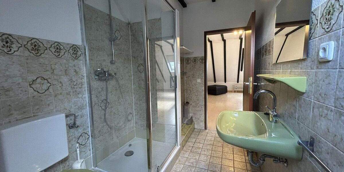 Reihenmittelhaus Köln Lövenich - 5 Zimmer, 127 m&sup2;, 599.000&euro; | Angebot:24484520