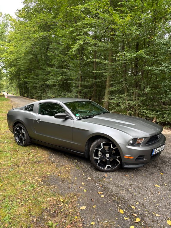 Ford Mustang 142.000 km 16.999 € Rüsselsheim 65428