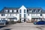 Erstbezug! Traumhafte 2,5-Zi.-DG-Wohnung mit Galerie, Dachterrasse & TG-Stellplatz, provisionsfrei