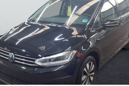 VW Touran 25.605 km 32.920 &euro; Berlin 12105