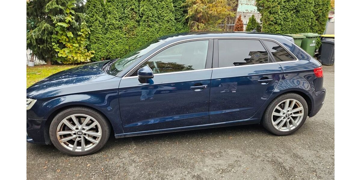 Audi A3 119.000 km 21.000 &euro; Hof 95032