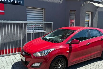 Hyundai i30 81.300 km 6.890 &euro; Leipzig 04179