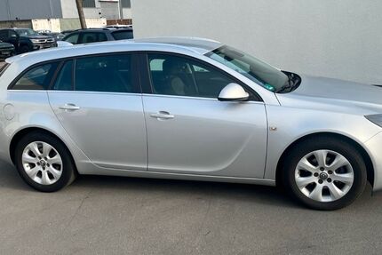 Opel Insignia 129.500 km 8.500 &euro; Waltrop 45731