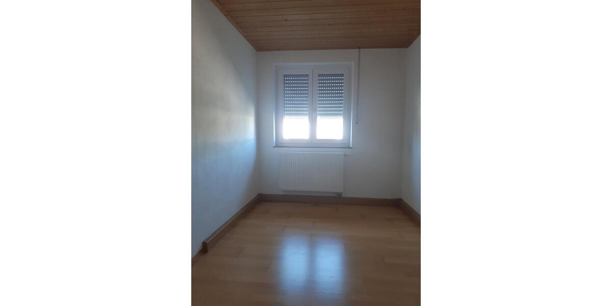 Hochparterre Miesbach - 3 Zimmer, 64 m&sup2;, 340.000&euro; | Angebot:26674912