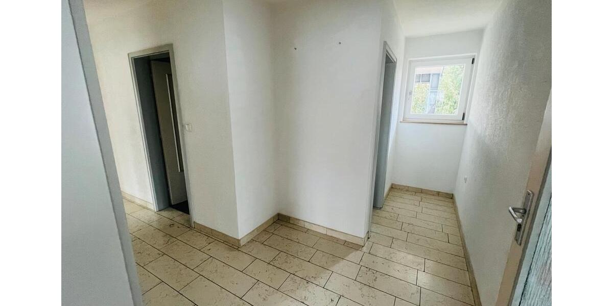 Etagenwohnung Denklingen - 3 Zimmer, 86 m&sup2;, 940&euro; | Angebot:26413823