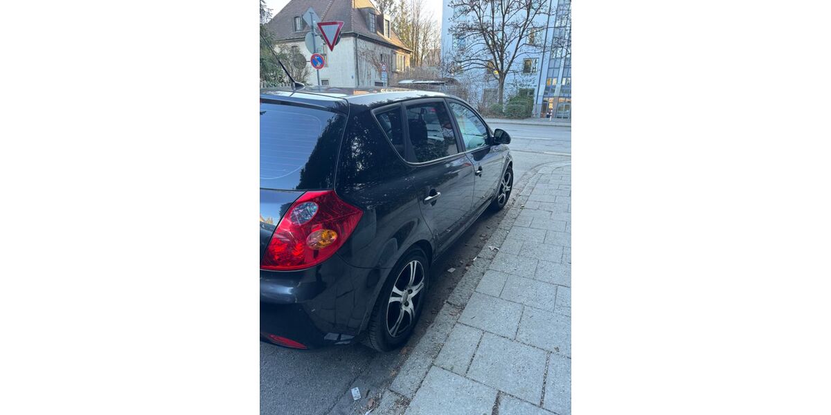 Kia ceed / Ceed 153.000 km 3.100 &euro; münchen 80802