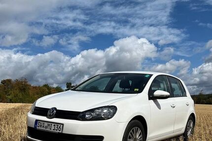 VW Golf 155.202 km 7.600 &euro; Heidenrod Springen 65321