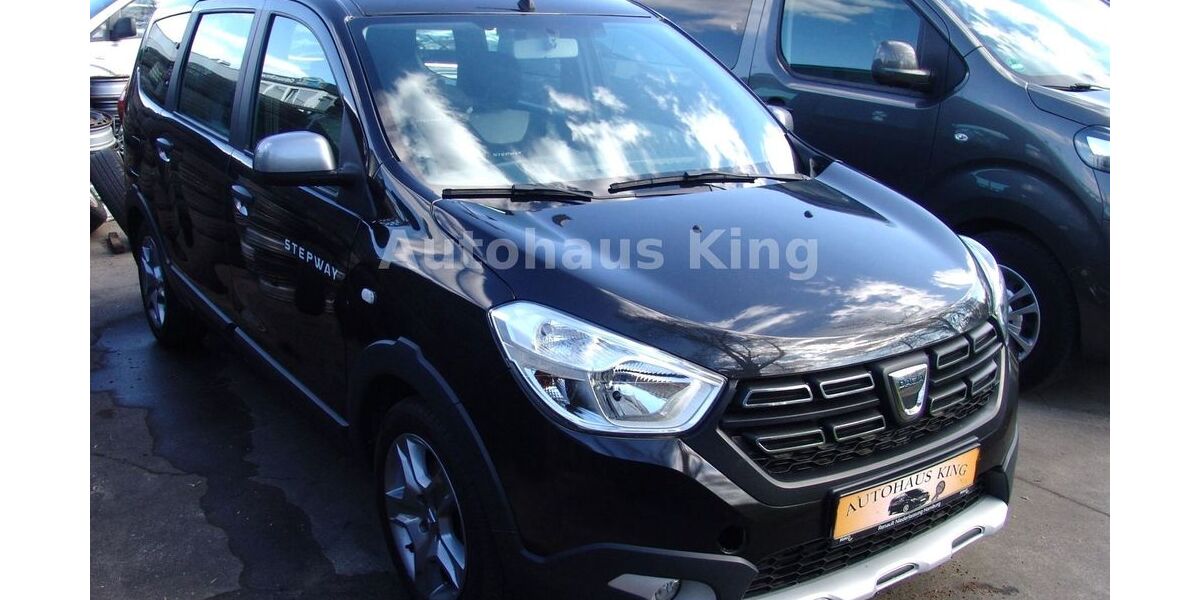 Dacia Lodgy 81.000 km 16.500 &euro; Berlin 12681