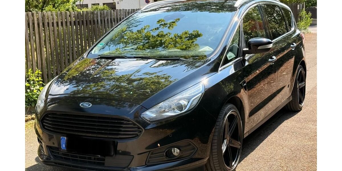 Ford S-Max 175.000 km 11.490 &euro; München 81827